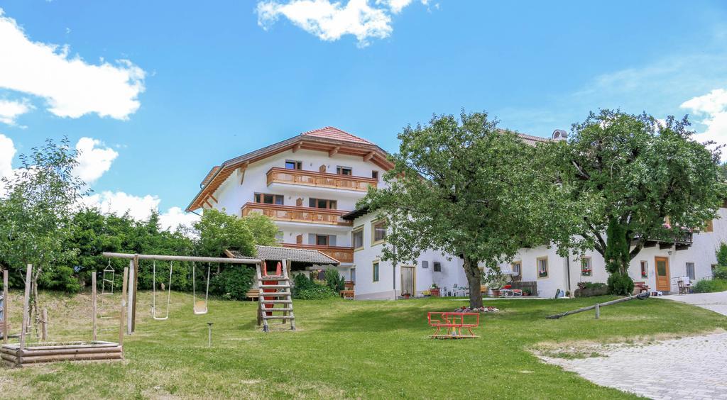 Apartment Pichlerhof San Lorenzo di Sebato Exterior photo