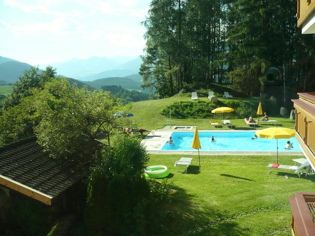 Apartment Pichlerhof San Lorenzo di Sebato Exterior photo